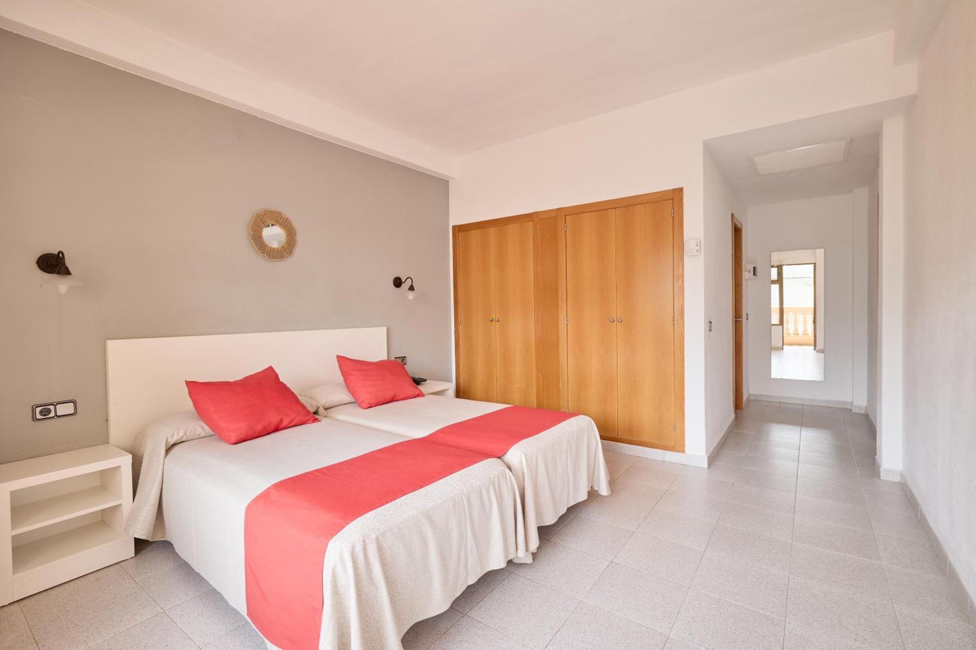 Apartamentos Isla Del Sol Can Pastilla  Exterior foto